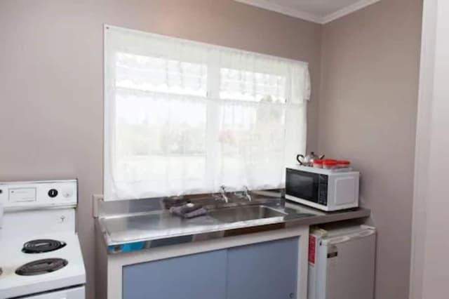 Standard Suite, 1 Bedroom, Non Smoking, Kitchen (unit / twin)