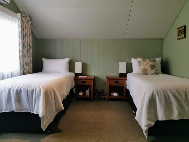 Comfort Studio Suite, 1 Bedroom, Kitchenette, Mountain View