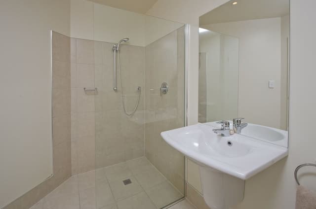 Apartment, 2 Bedrooms, Partial Sea View