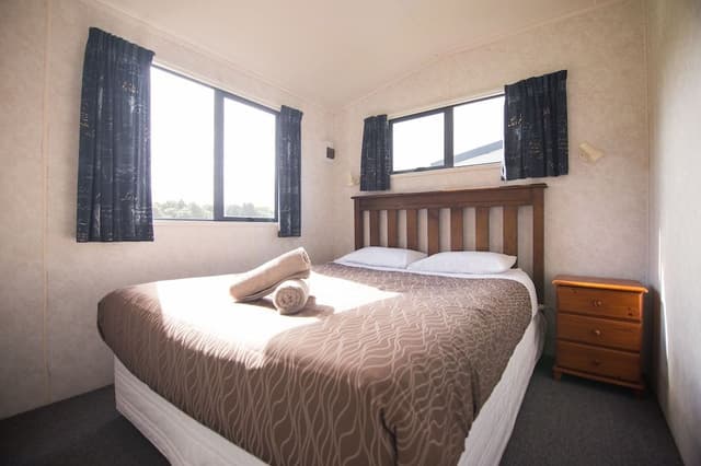 Family Room, 2 Bedrooms, Park View