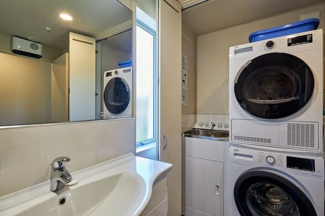 Deluxe Apartment with lift 2 Bedrooms