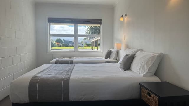 Family Suite, 2 Bedrooms, Non Smoking, Kitchen (Family Unit)