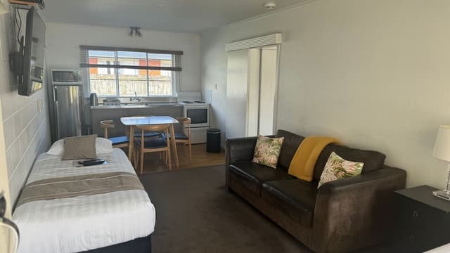 Family Suite, 2 Bedrooms, Non Smoking, Kitchen (Family Unit)