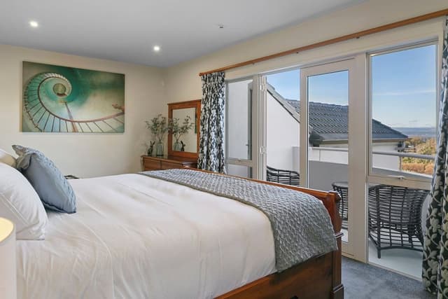Luxury House, Multiple Beds, Lake View, Lakeside