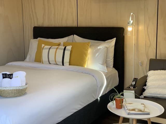 Signature Cabin