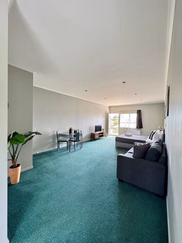 Executive Studio Suite