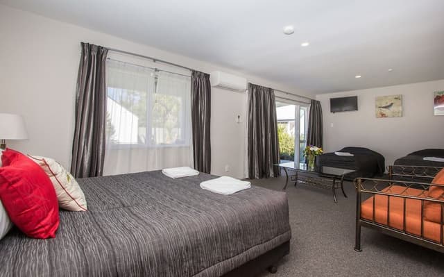 Family Studio, Multiple Beds, Kitchenette