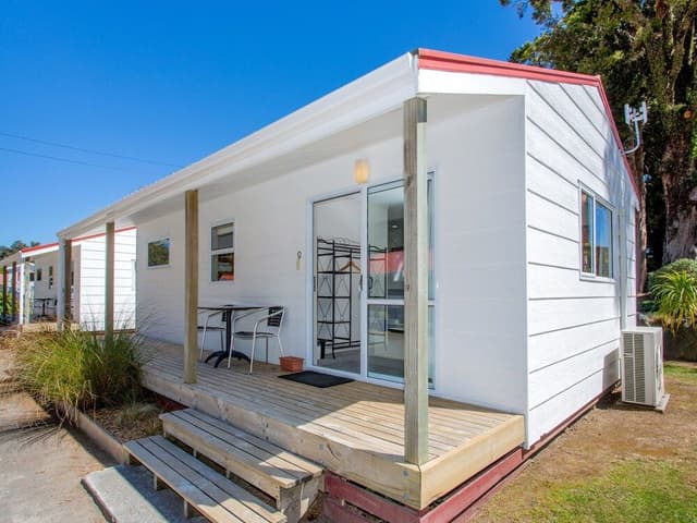 Self-Contained 2 Bedroom Unit