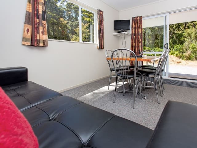 Self-Contained 2 Bedroom Unit