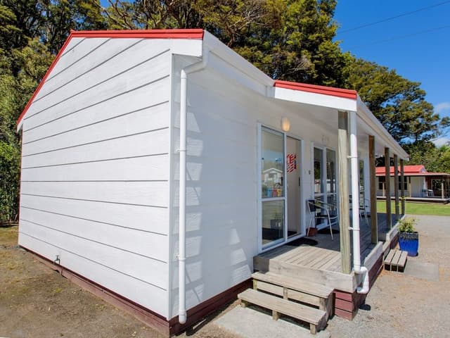 Bunk Cabin
