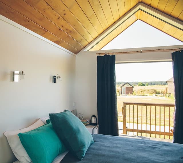 Rabbit Island Huts (with Ensuite)