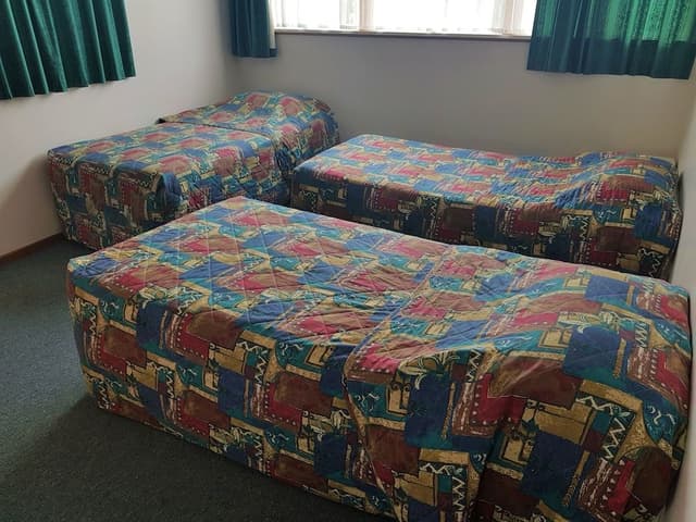 House, 4 Bedrooms