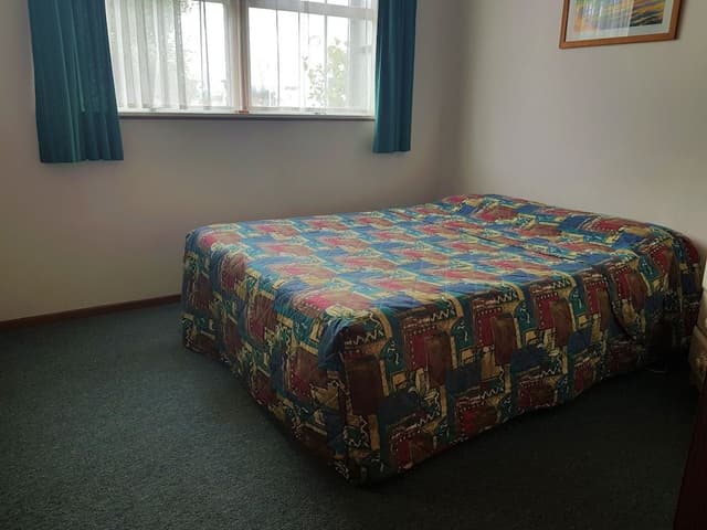 House, 4 Bedrooms