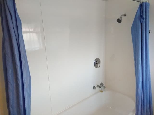 Standard Room, 1 Queen Bed (Standard Queen)