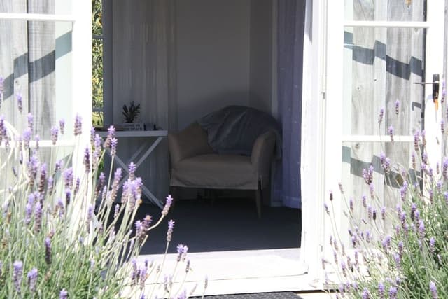 Garden Chalet - Room 1