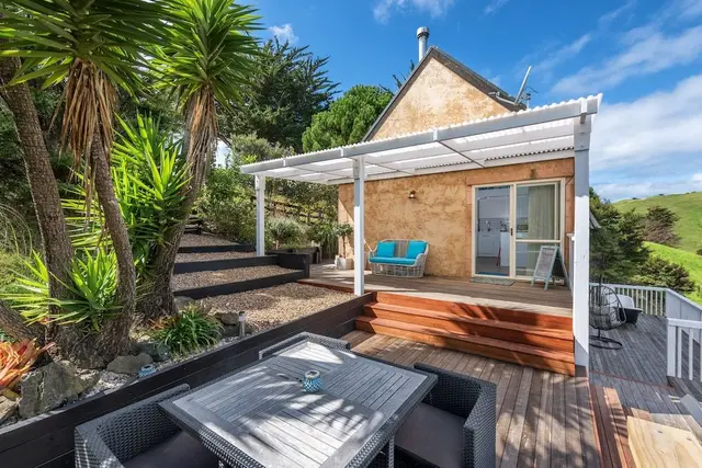 1 or 2 Bedroom Cottage