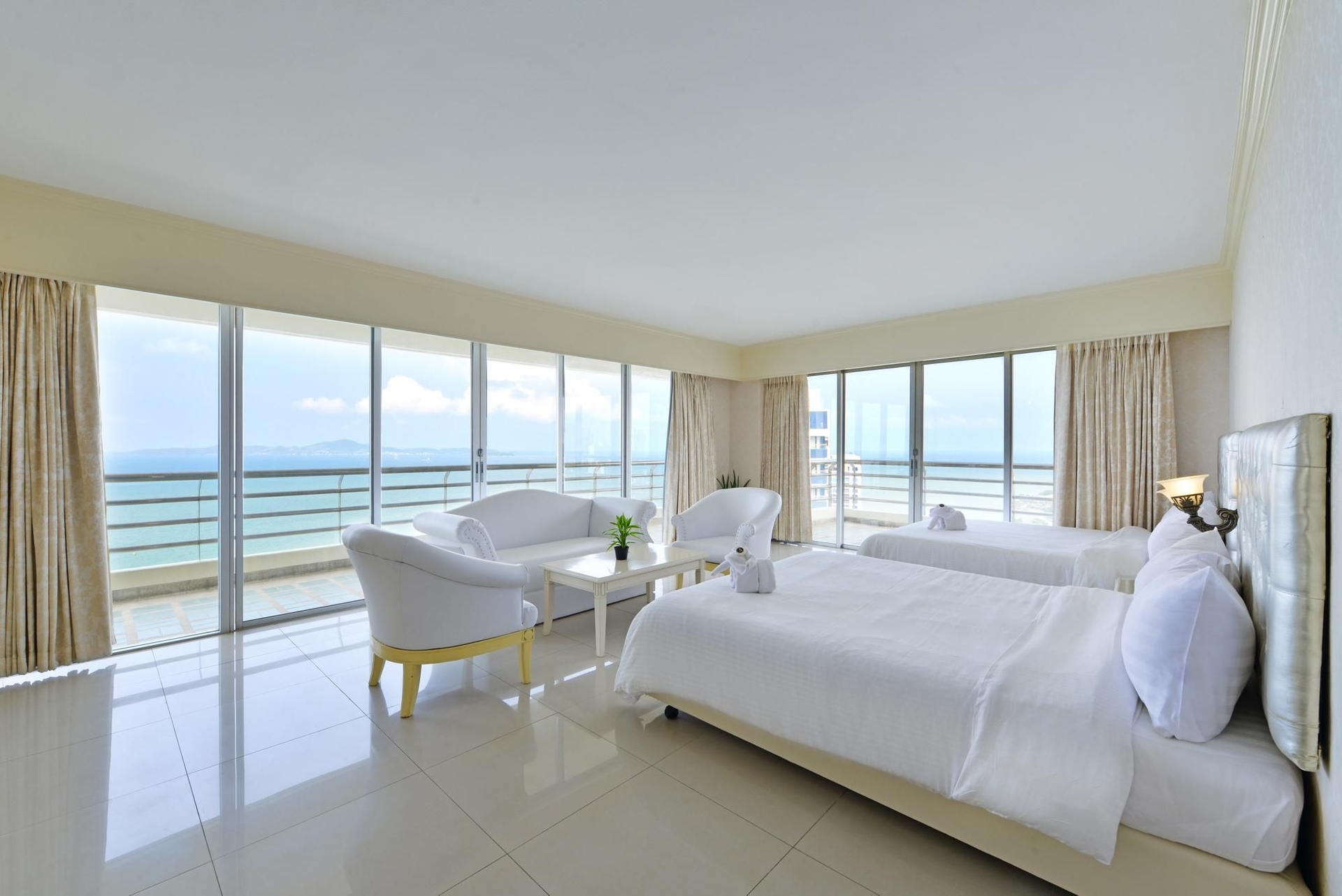 เอเดรียติก พาเลซ โฮเต็ล พัทยา (Adriatic Palace Hotel Pattaya)4