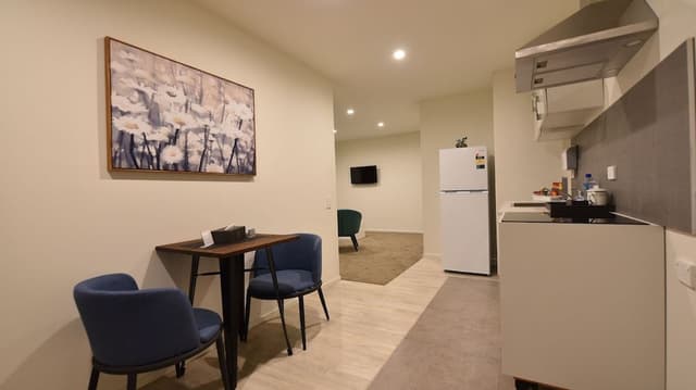 Superior Accessible King Suite
