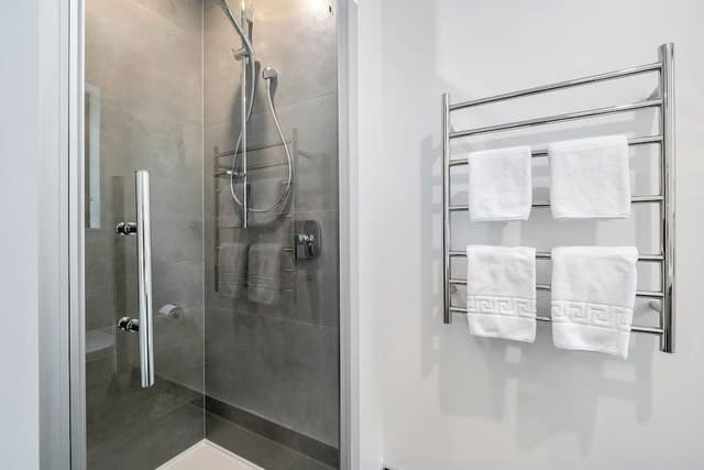 Private 4 Bedroom Duplex