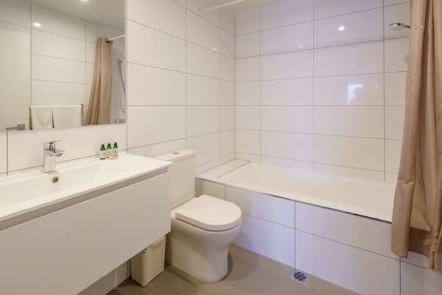 Deluxe Two Bedroom Apartment