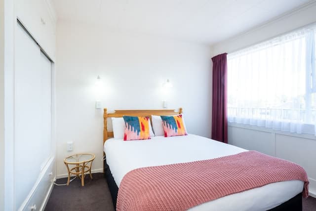 Two Bedroom Apartment with Sofa Bed