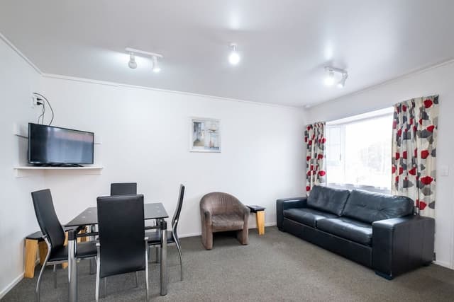 Two Bedroom Apartment with Sofa Bed