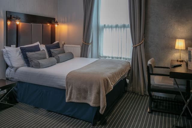Standard Room, 1 Double Bed, Non Smoking (Cozy Room;Small Room)