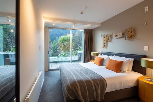 Apartment, 2 Bedrooms, 2 Bathrooms, Mountain View