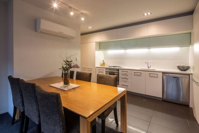 Apartment, 2 Bedrooms, 2 Bathrooms, Mountain View