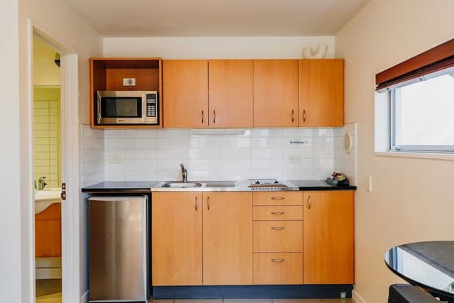 Deluxe Studio Apartment