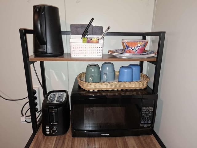 Economy Room