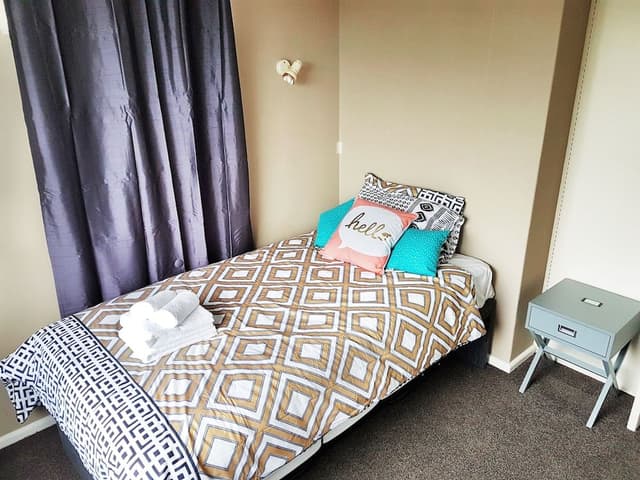 House, 4 Bedrooms