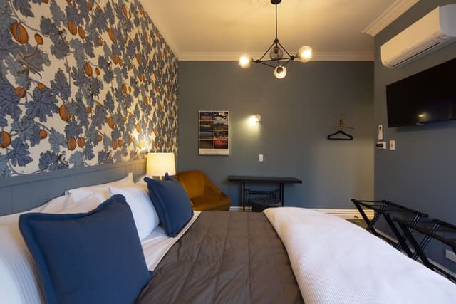 Room 3 Superking Ensuite, Downstairs
