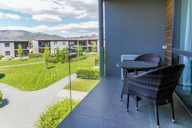 2 Bedroom Apartment