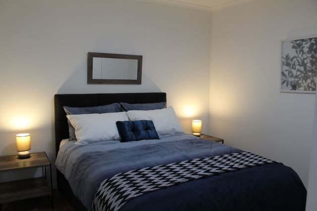Traditional Apartment, 2 Bedrooms, Private Bathroom, Ground Floor
