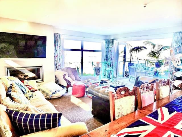 Sea and Bay views in style - Boatique House