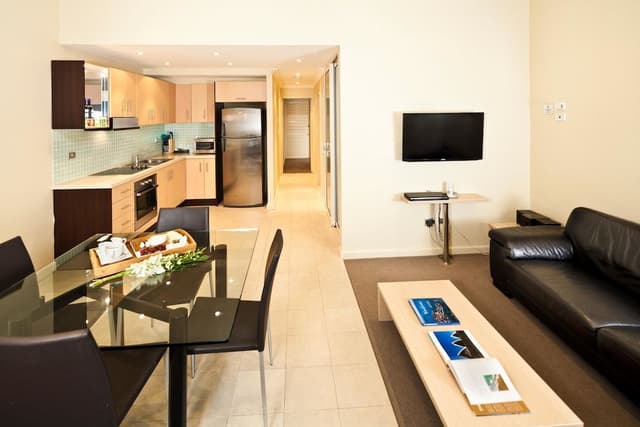 Standard Apartment, Multiple Beds, Non Smoking, Kitchen (3 King Beds and 1 Single Bed)