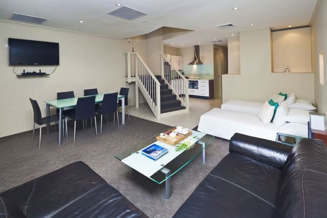 Standard Apartment, Multiple Beds, Non Smoking, Kitchen