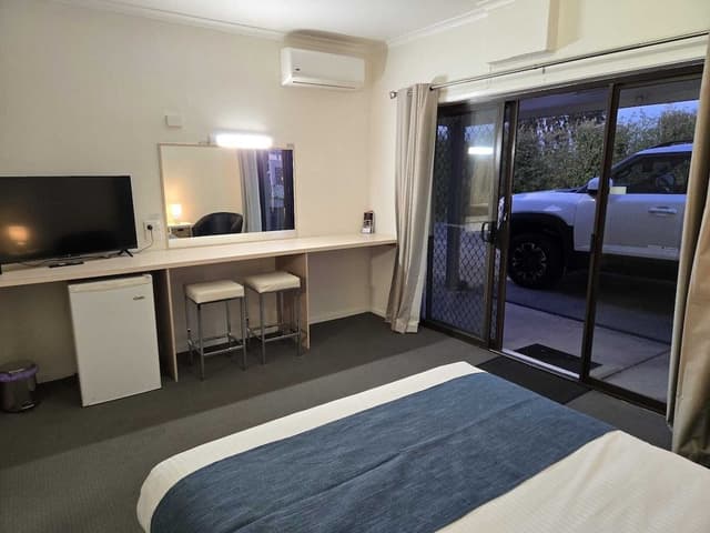 Deluxe Room, Courtyard View
