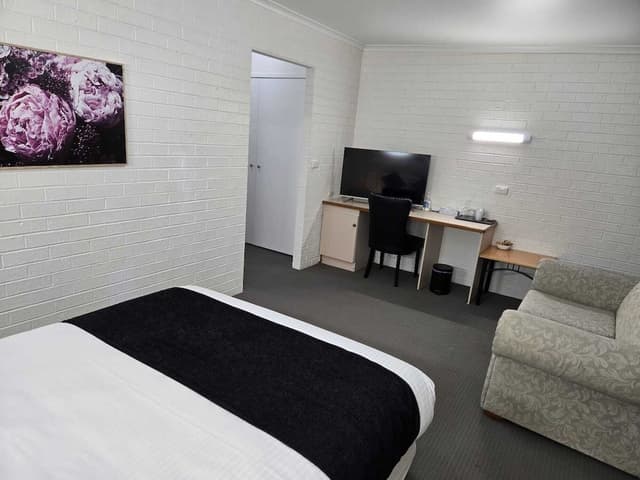 Exclusive Room, Courtyard View