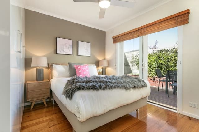 2 Bedroom 1 Bathroom Townhouse