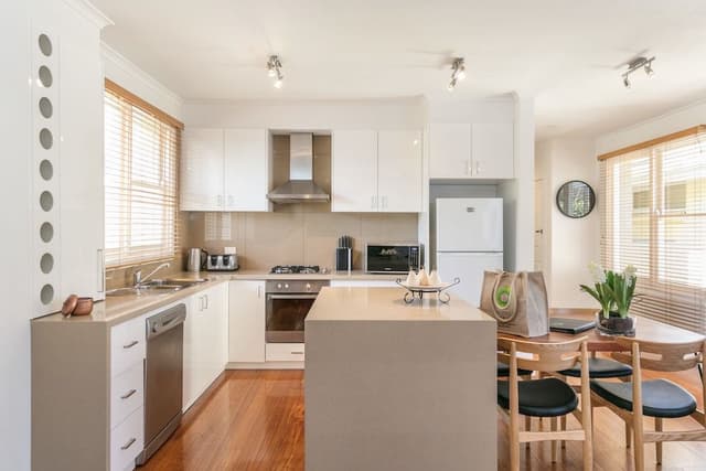 2 Bedroom 1 Bathroom Townhouse