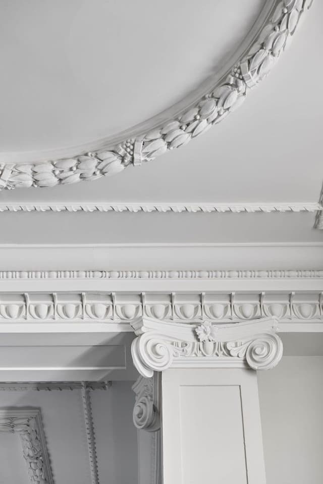 Commerce Heritage Queen Room