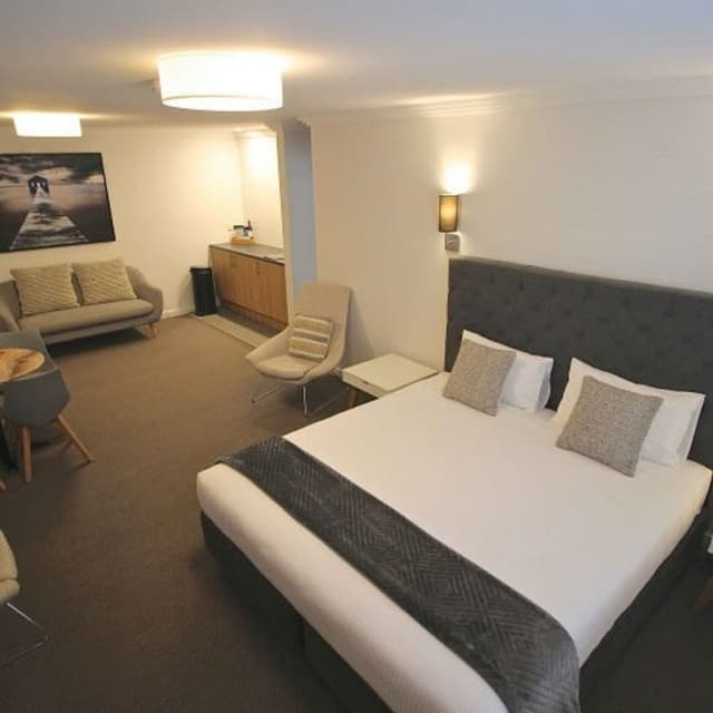 Family Suite + Spa