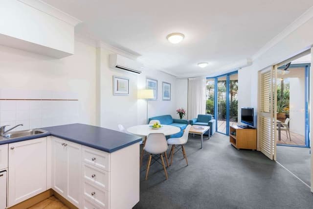 1 Bedroom Ocean View