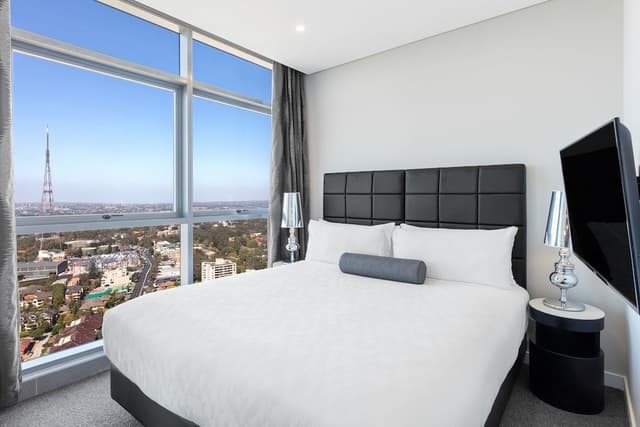 One Bedroom City Suite