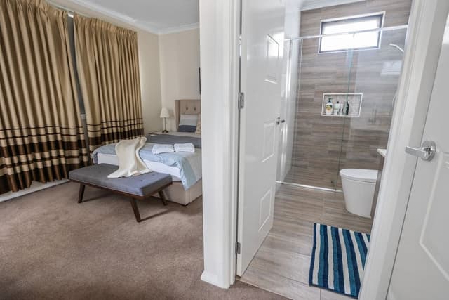 Comfort Townhome, 4 Bedrooms