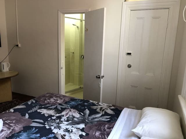Standard Double Room, 1 Queen Bed