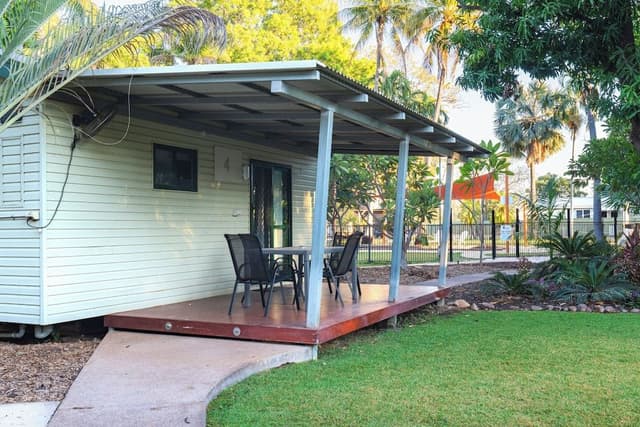 Poolside Ensuite Cabin