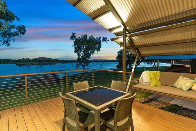Deluxe Waterfront Cabin